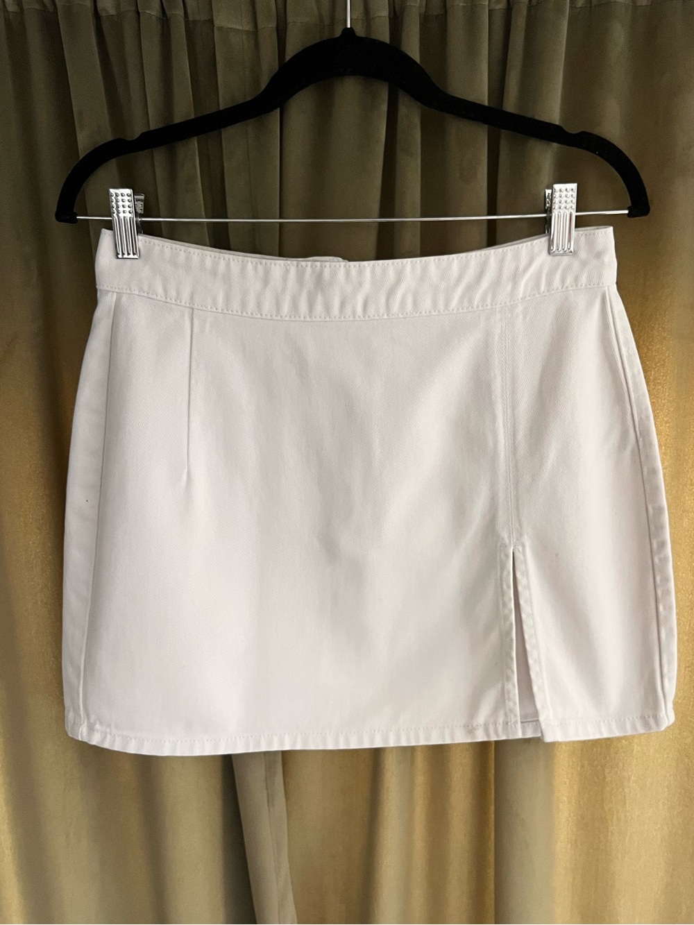 Lioness The Lola Mini Skirt White High Rise Side Slit Back Zip Size M